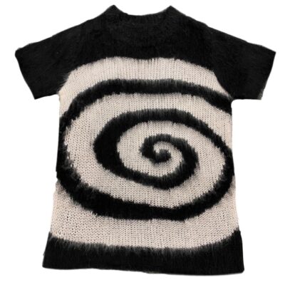 Camiseta “Espiral Fantasma”